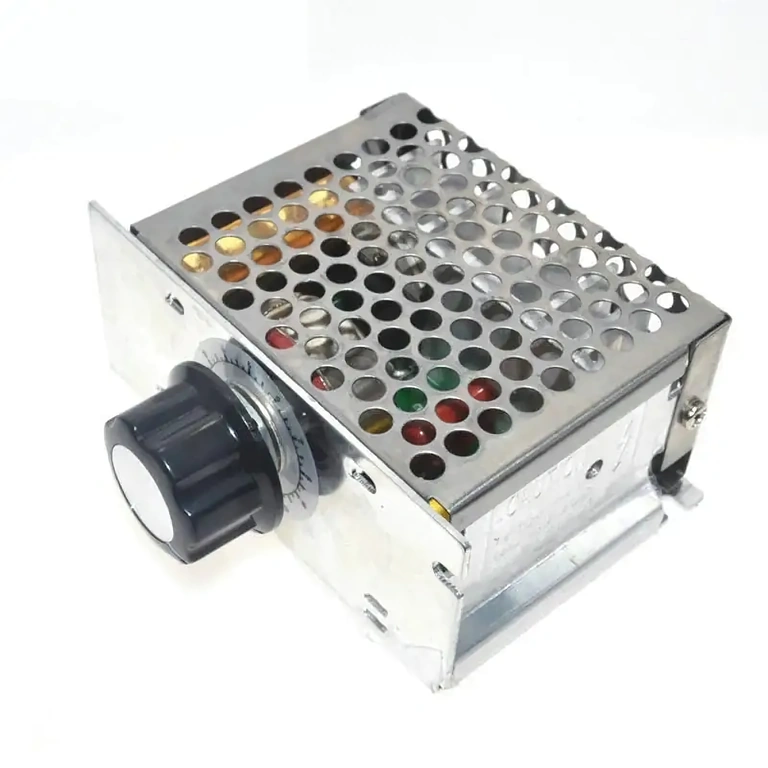 Elektrische motor snelheidsregelaar – hoekaanzicht AC 220V variatormodule getoond vanuit zijaanzicht