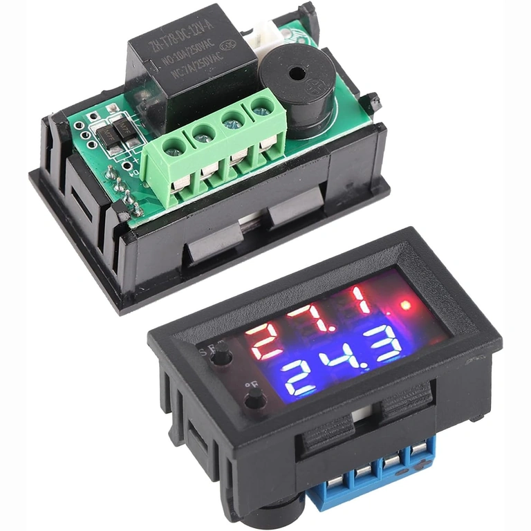 Thermostaat – voor- en achteraanzicht Voor- en achterzijde van digitale thermostaat met display en aansluitpunten