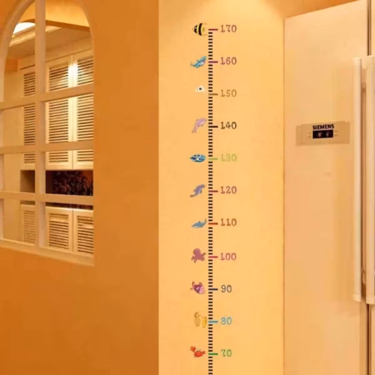 Kleurrijke wandgroeimeter – ideaal voor kinderkamerdecoratie