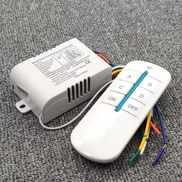 Lichtschakelaar met afstandsbediening 4 kanalen 220V – Automatische bediening van kroonluchters en lampen