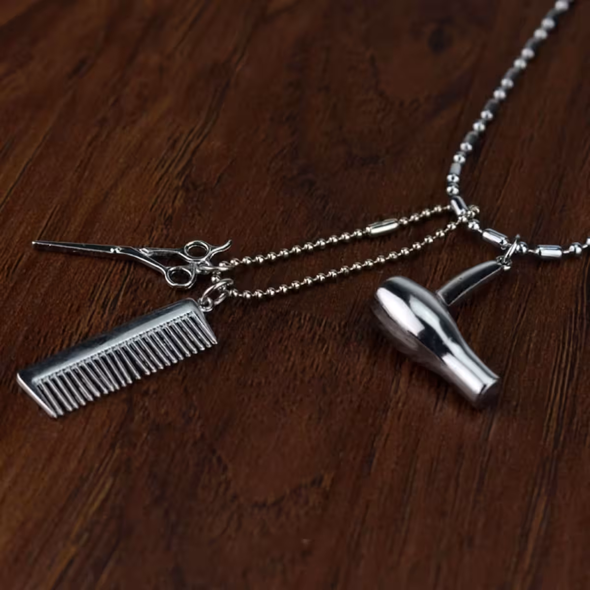 Ketting voor schoonheidssalon – kappersaccessoires