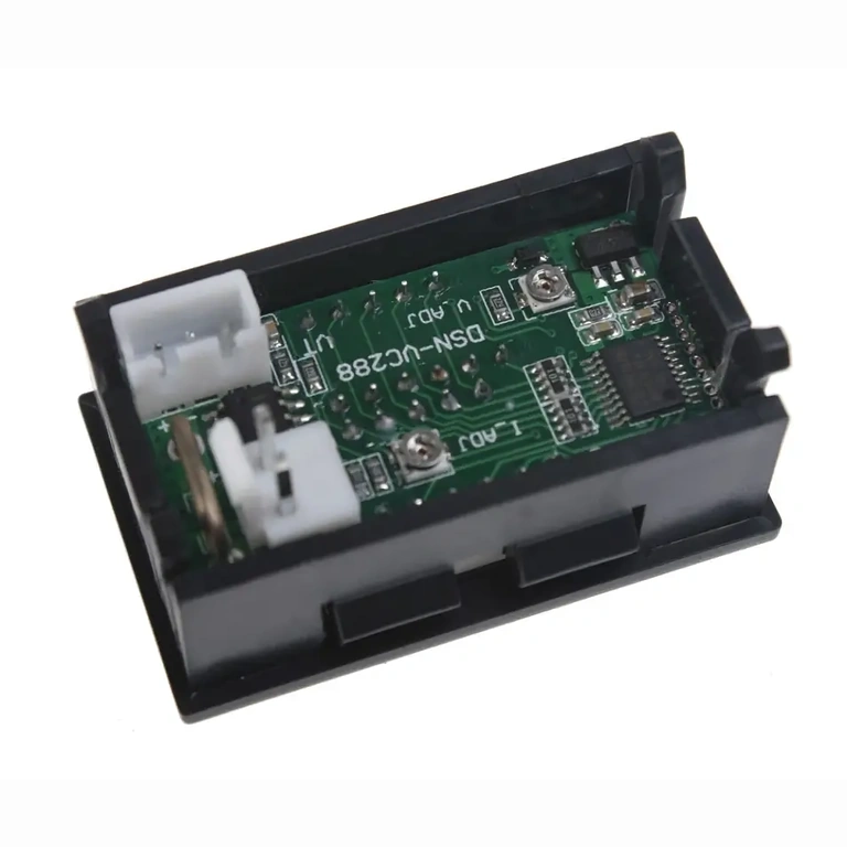 Digitaal instrument voor meten van stroom en spanning