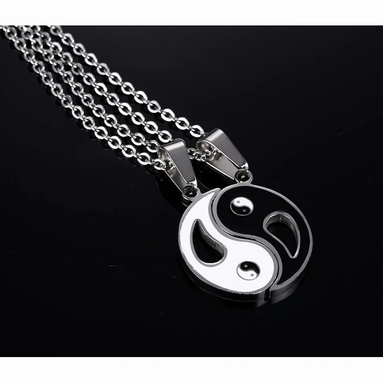 Yin en Yang hanger set voor gebalanceerde relaties Yin en Yang hanger van legering – ideaal voor romantische koppels