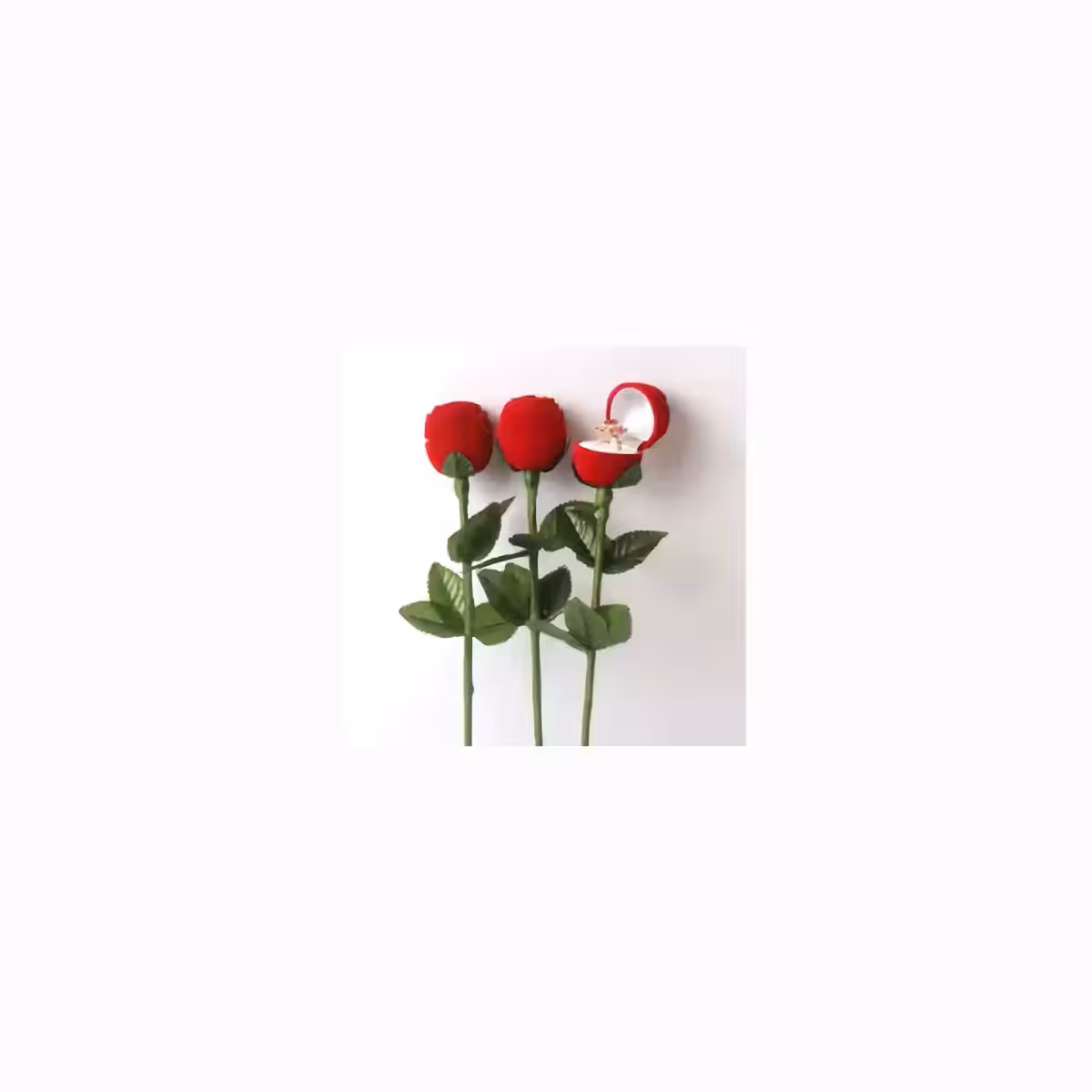 Romantische rozenvormige doos voor het geven van een ring