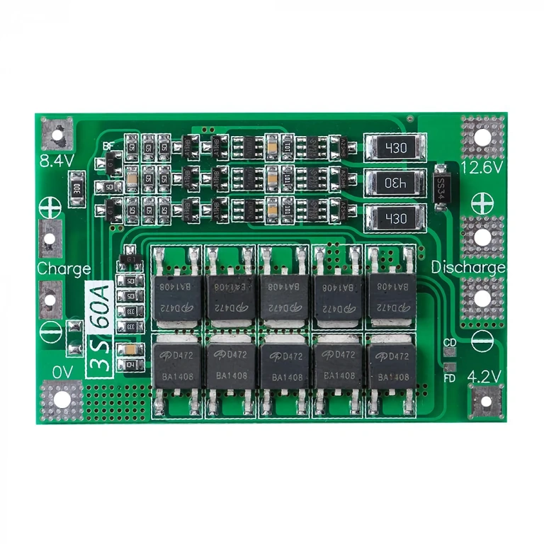 Elektronisch board met BMS voor bescherming en balans van accu’s