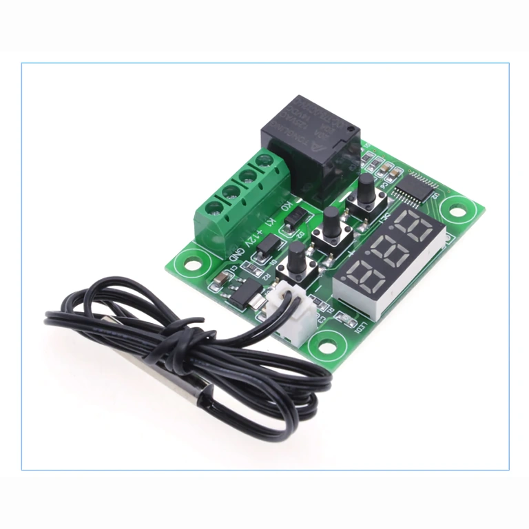 Frontpaneel digitale thermostaat LED-display en knoppen voor temperatuurregeling