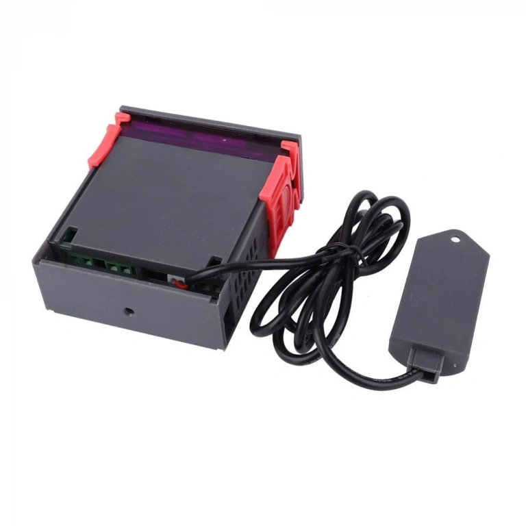 Panel digitale controller met ingebouwde sensor STC-3028