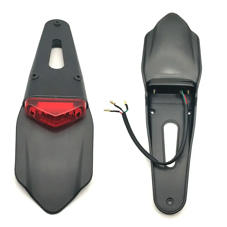 Complete achterspatbordset met LED-achterlicht voor motor