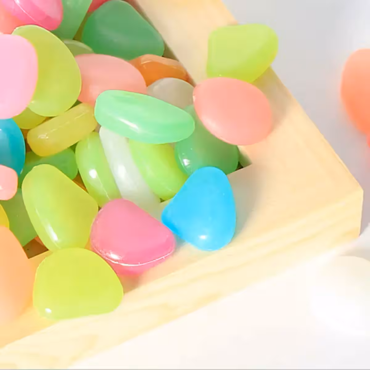 Fosforescerende stenen ideaal voor romantische en ontspannende decoratie