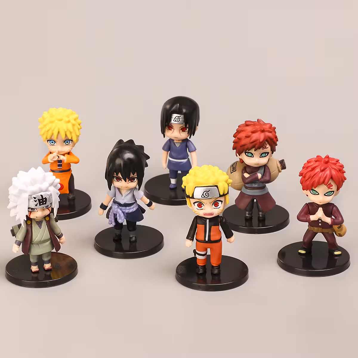 Doos met 12 Naruto Shippuden figuurtjes – ideaal als cadeau of voor collectie