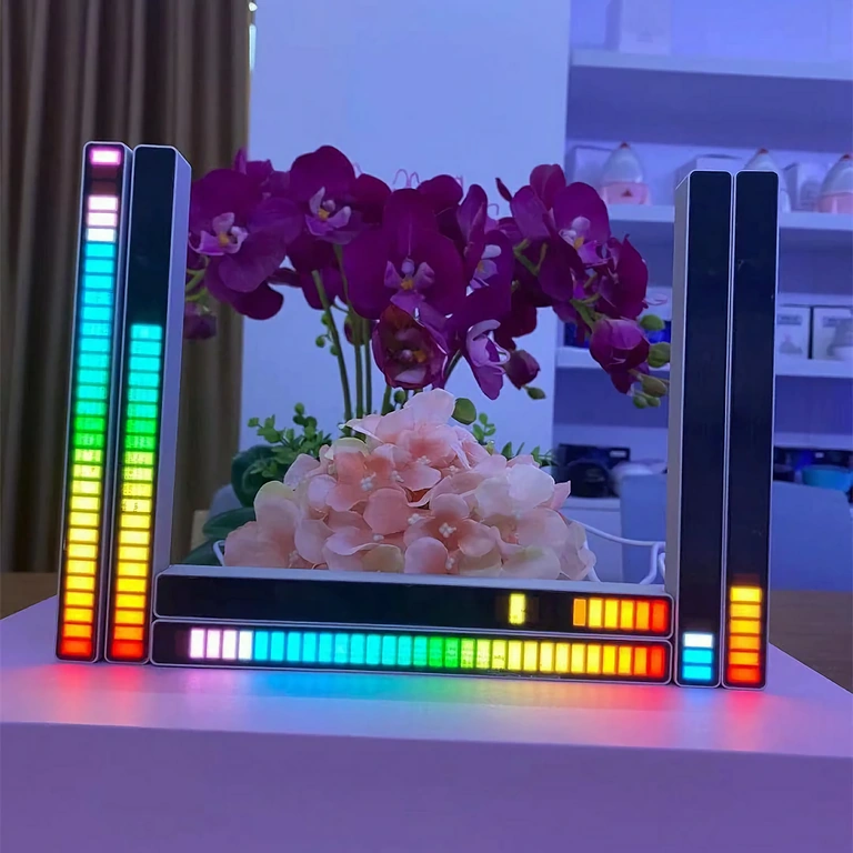 RGB LED-bar ideaal voor gaming, met licht effecten synchroon met muziek