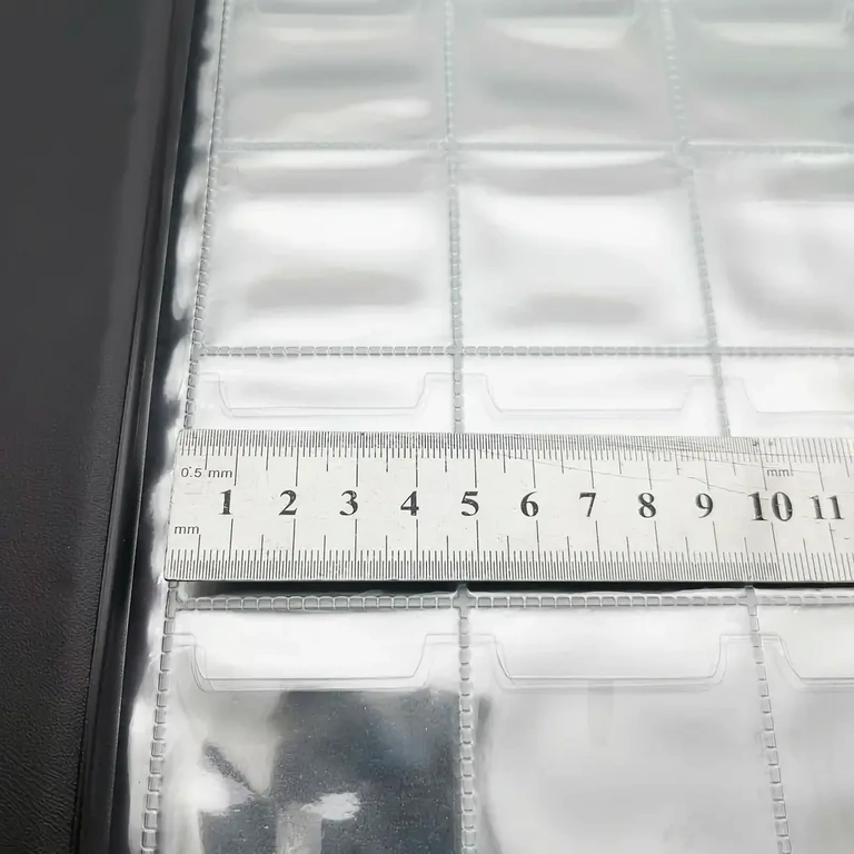 Speciaal album voor numismatische verzamelaars