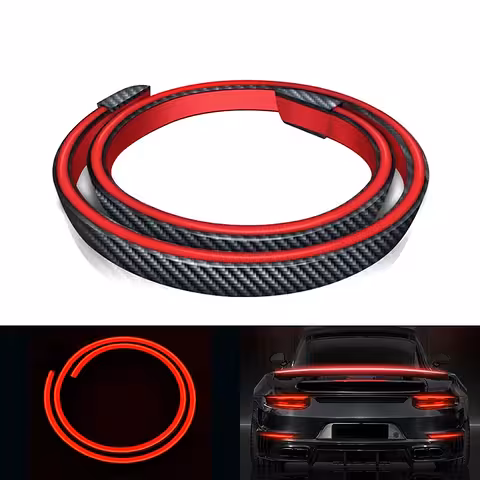 Universele carbon spoiler met LED strip en remlicht voor kofferbak en achterruit