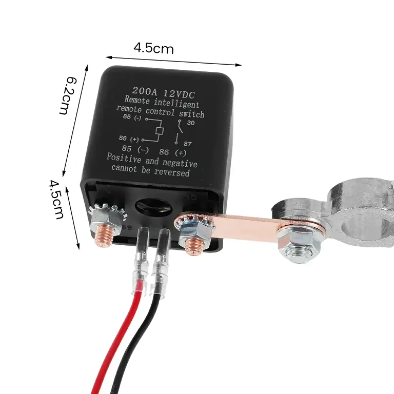 Afstandsbediend apparaat voor uitschakeling van accuvoeding