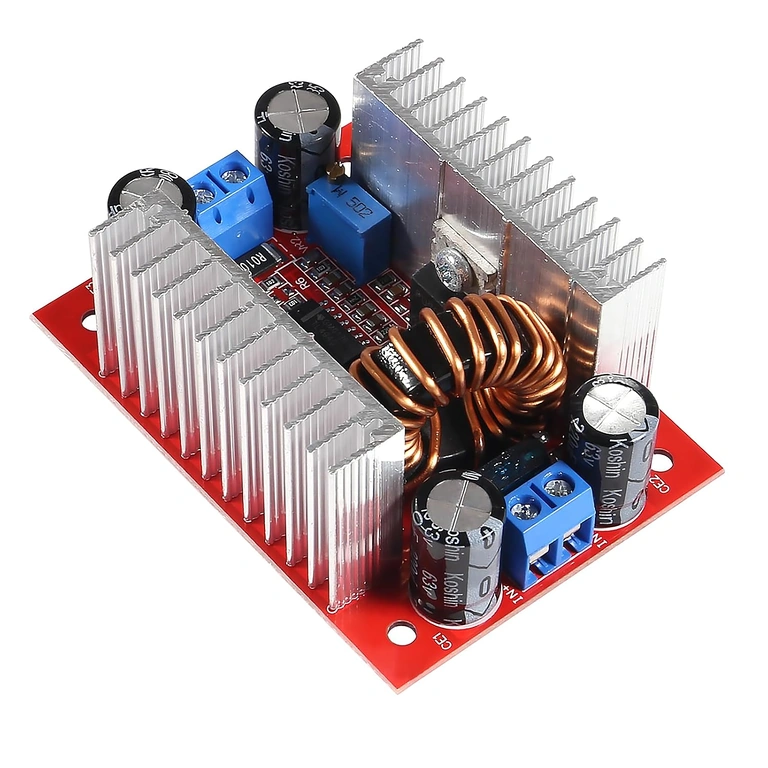 Bovenaanzicht Step-up Boost DC 400W-module, met details over ingangsspanning (DC 8,5V-50V)