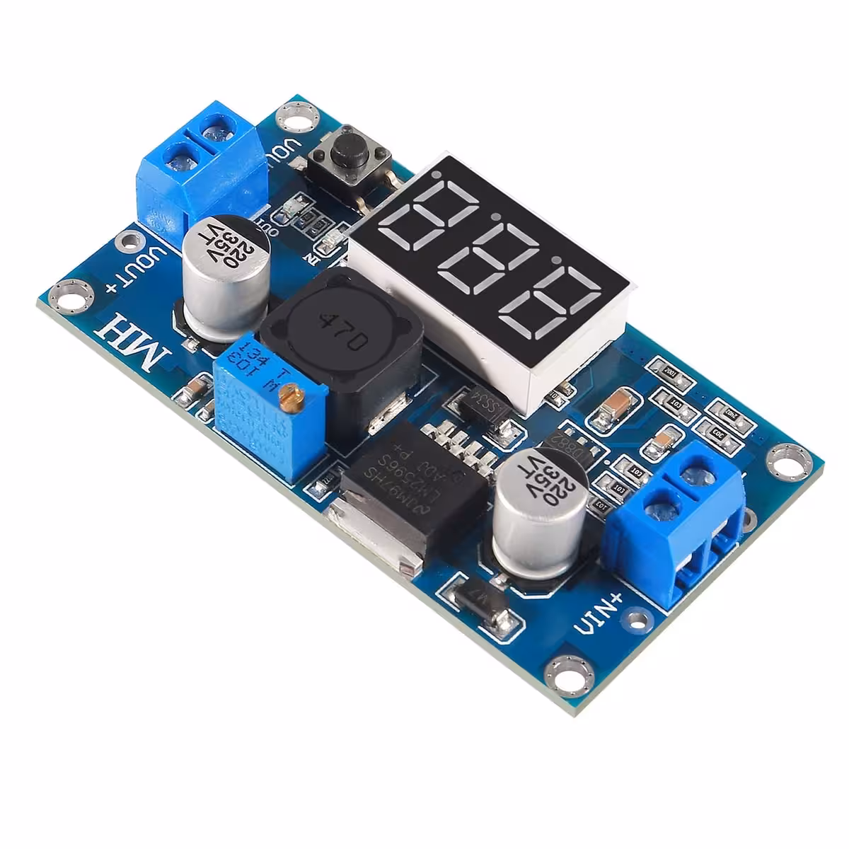 LM2596 buck converter vanuit zijhoek, componenten zichtbaar