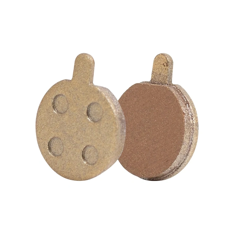 Remblokken gemonteerd op elektrische step