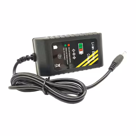 Li-Ion 12,6V oplader – foto vanuit meerdere hoeken, compact en draagbaar ontwerp voor 10,8V batterijen