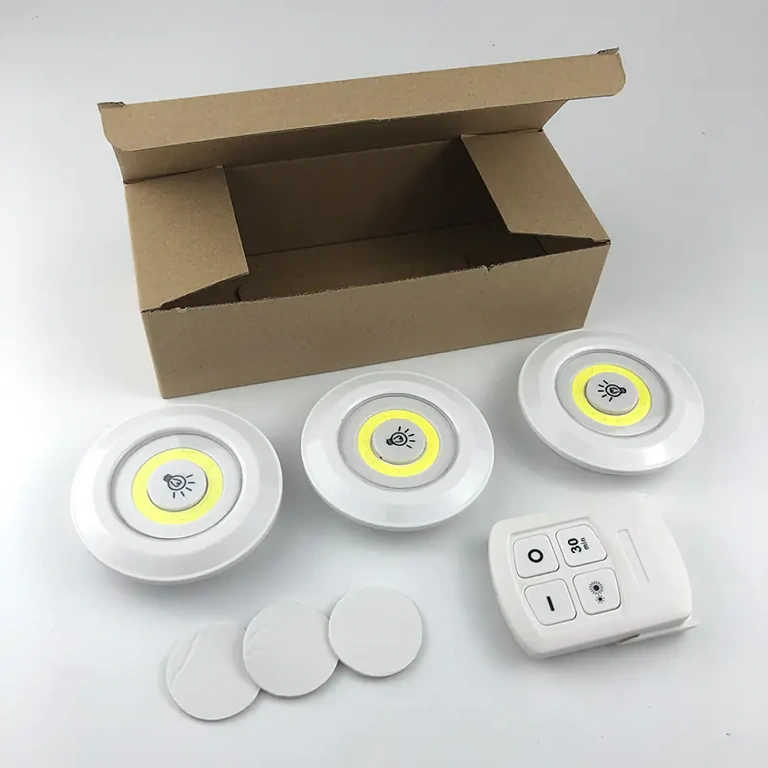 LED spots voor hal of trap, snelle oplossing zonder bekabeling