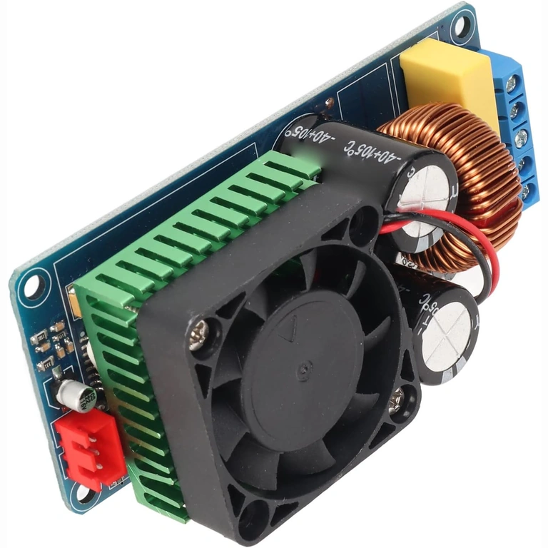 Koeler mono-versterker 500W Detail koellichaam voor mono versterker 500W