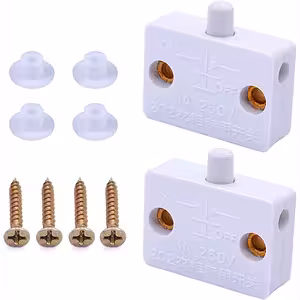 Demonstratie lichtschakelaar kastdeur