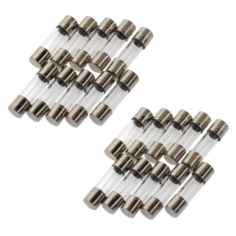 Glaszekering 10A 5x20mm gemonteerd op elektrisch apparaat